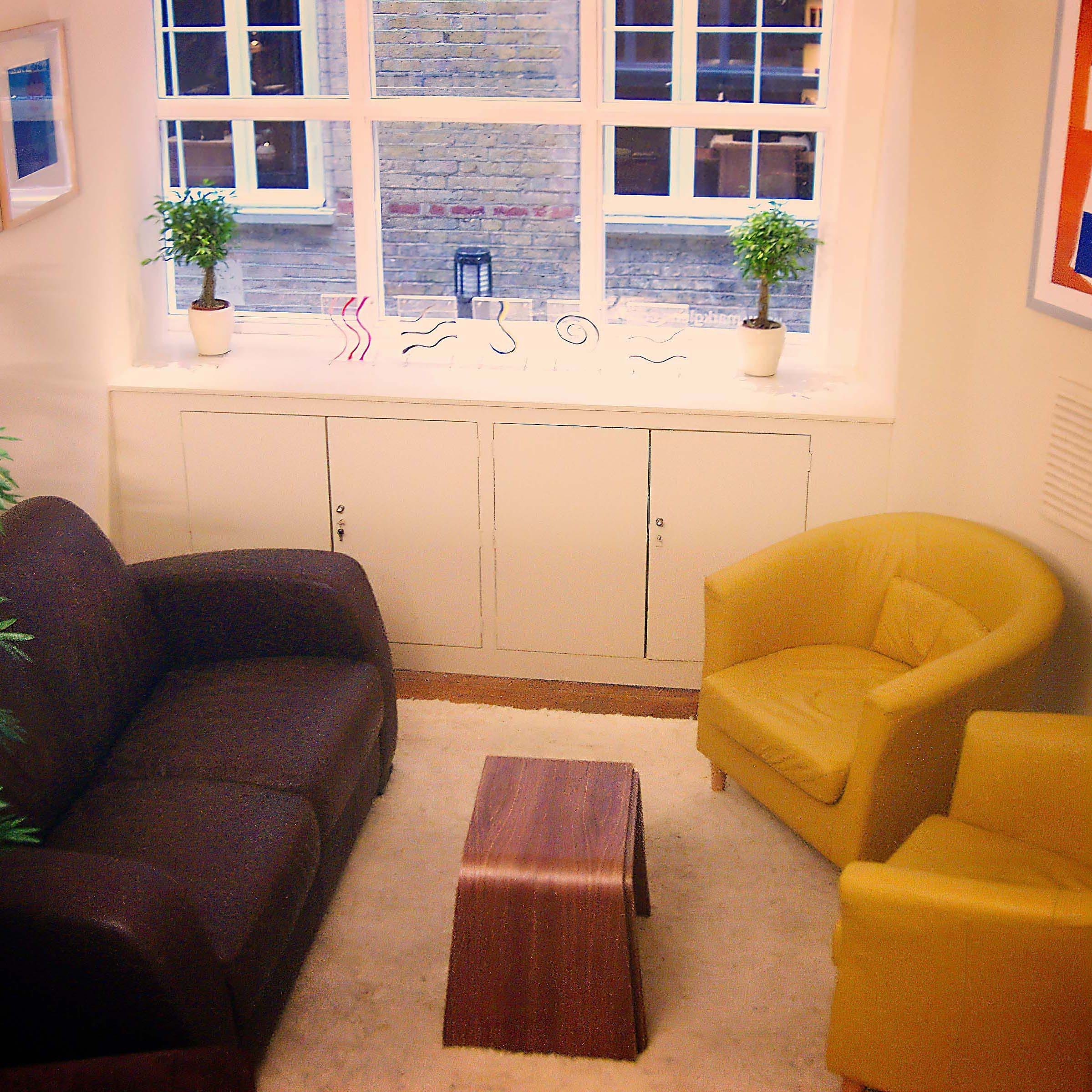 Reception area at Mark Glenn's first location - New Bond Street, London, 2001