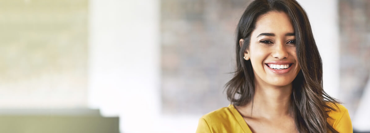 What does Dermamelan treatment for melasma involve?