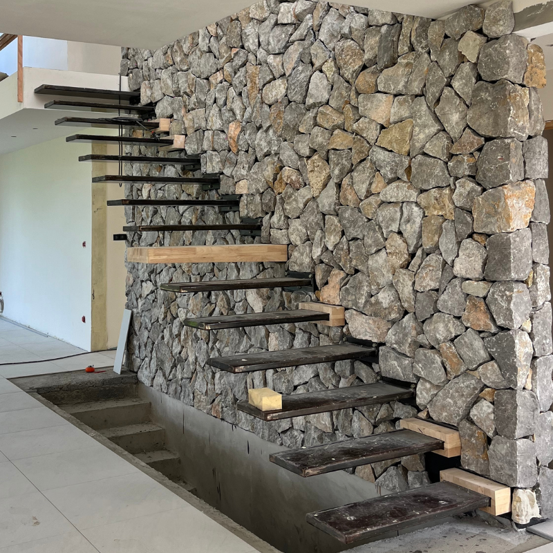 pierre-naturelle-parement-gris-omstone-caraibes-martinique