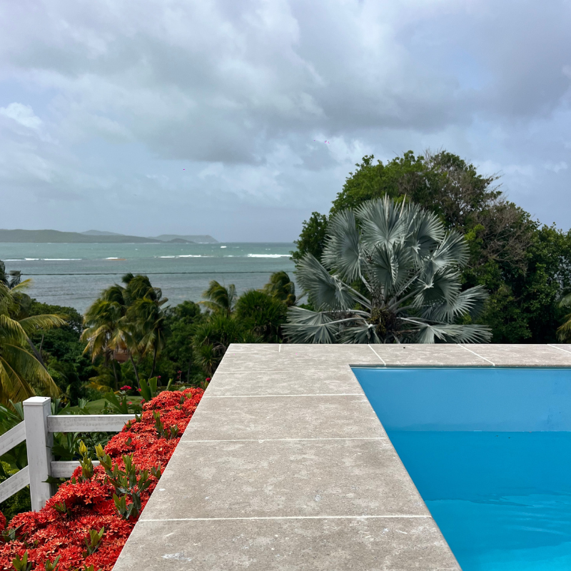 pierre-naturelle-des-templiers-cendre-interieur-omstone-caraibes-martinique