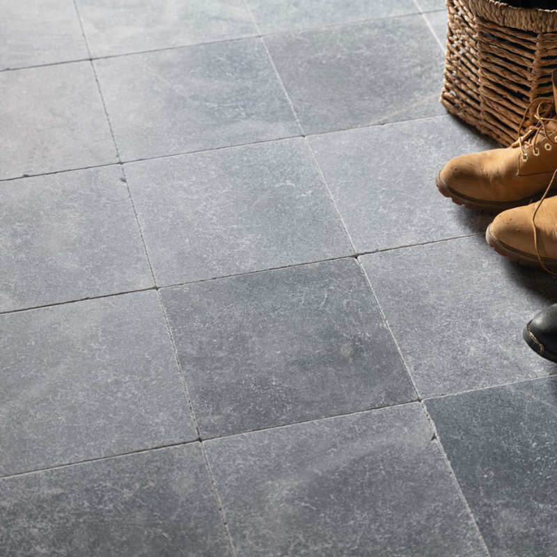 pierre-naturelle-des-templiers-beige-marches-omstone-caraibes-martinique