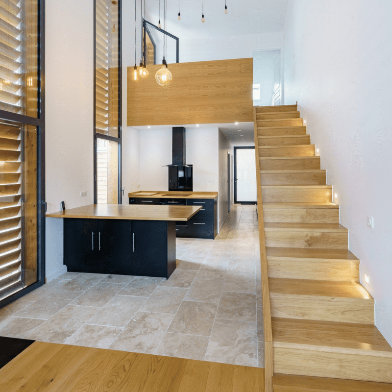 pierre-naturelle-travertin-light-piscine-omstone-caraibes-martinique