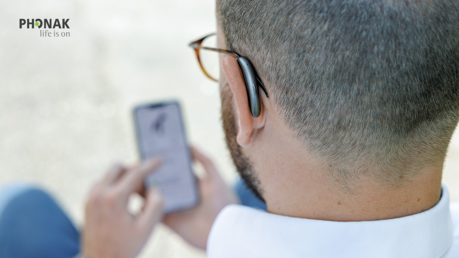 How Hearing Aids Help Manage Tinnitus Symptoms