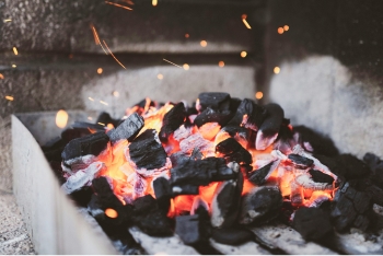 Terasz és grillezési lehetőség