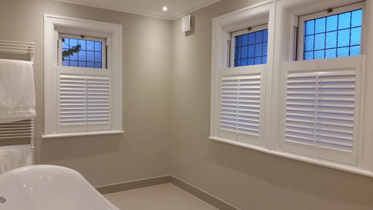 bathroom-shutters